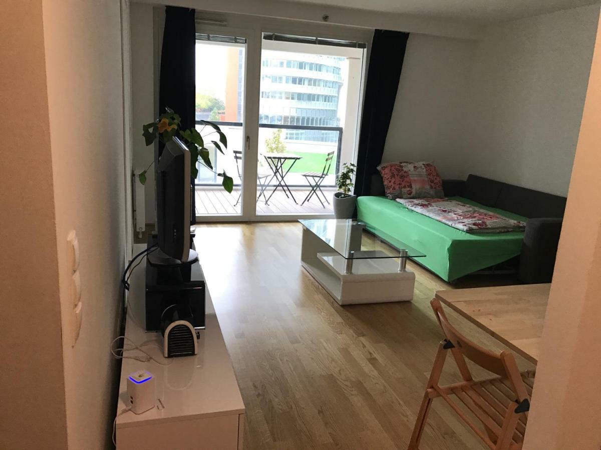 Apartment With Parking On Premise Viena Exterior foto