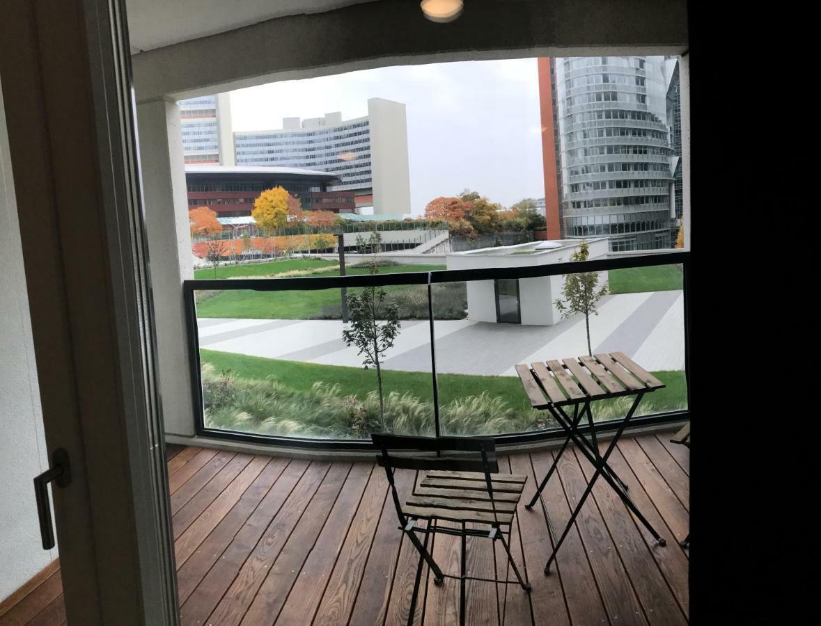 Apartment With Parking On Premise Viena Exterior foto