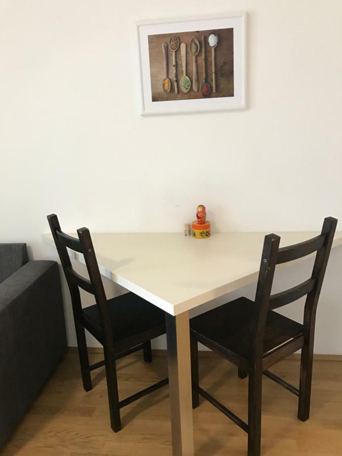 Apartment With Parking On Premise Viena Exterior foto
